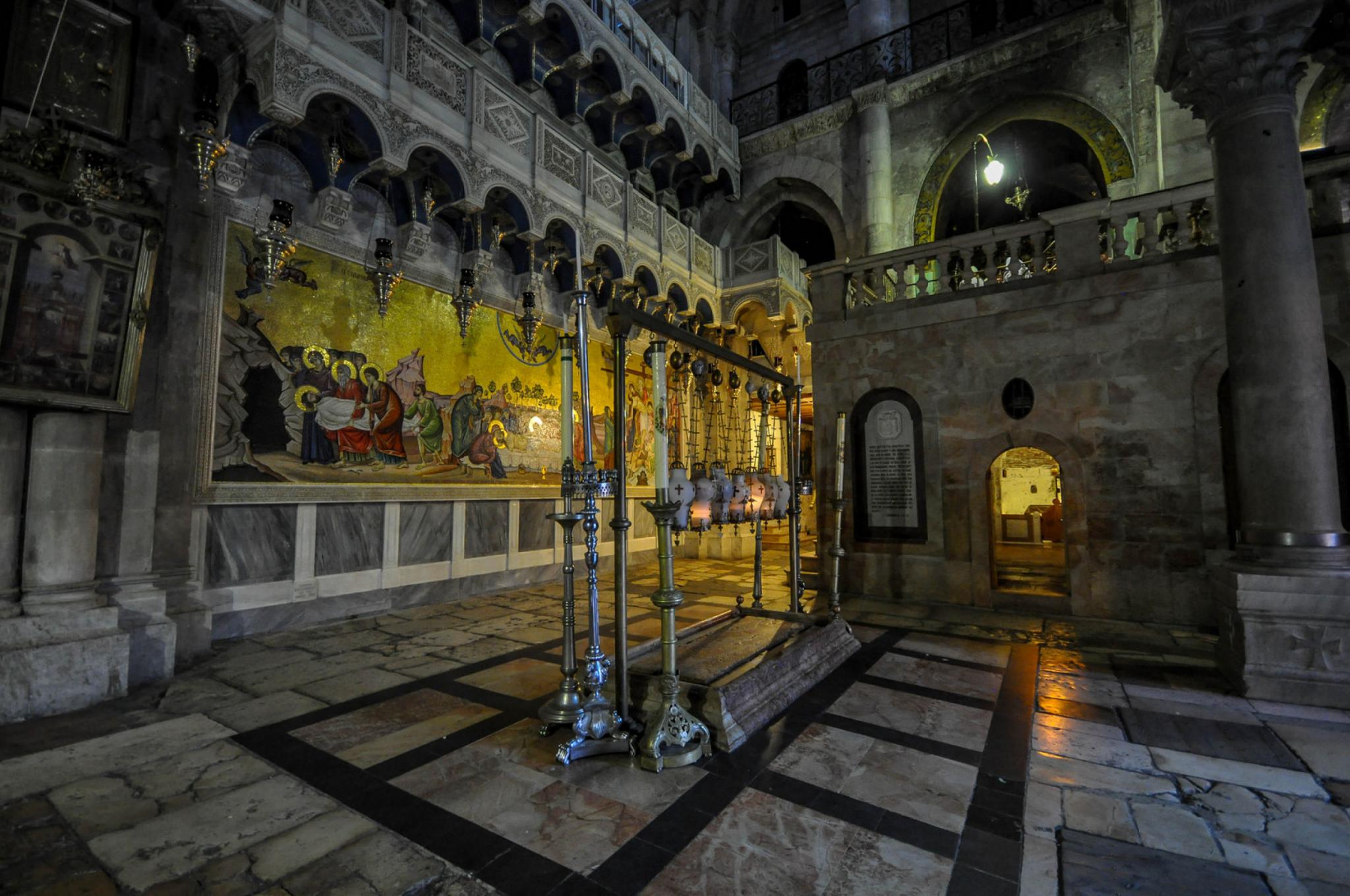 Храм гроба Господня в Иерусалиме внутри